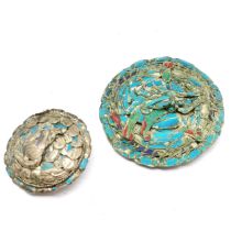 2 x Chinese antique brooches decorated with kingfisher feathers - smallest 2.8cm diameter has