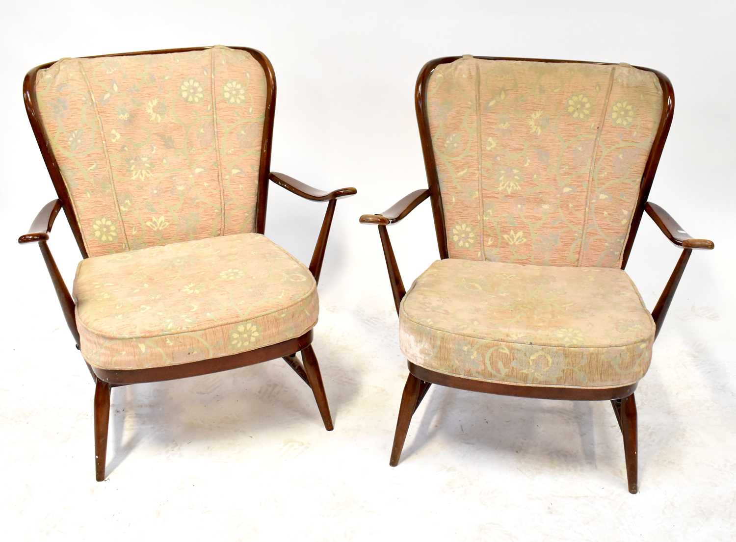 LUCIEN RANDOLPH ERCOLANI FOR ERCOL; a pair of 'Windsor' stick back lounge chairs (2).Qty: 2