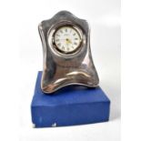 An Elizabeth II hallmarked silver clock, R. Carr, Sheffield 1997, height 12cm.