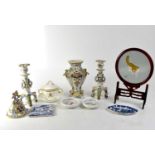 A 20th century Oriental table screen, two modern Japanese porcelain trinket dishes, an early 19th