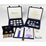 A miscellany of Westminster and other Queen Elizabeth II commemorative coins, various styles.