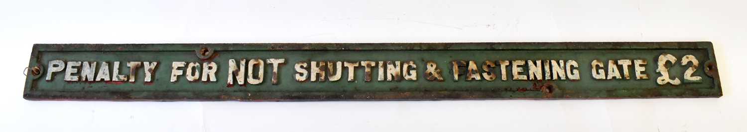 RAILWAYANA; Southern Railway cast iron sign, 'Penalty For Not Shutting And Fastening the Gate £2', 8