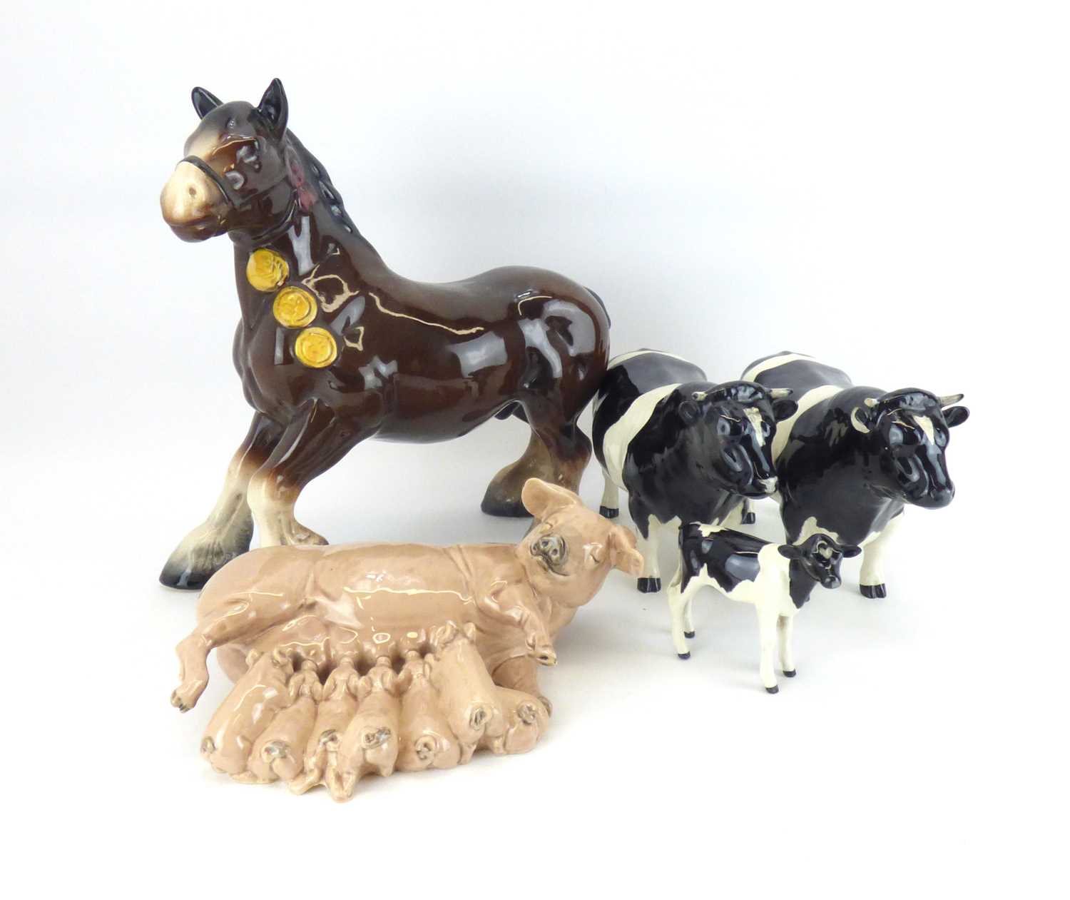 BESWICK; two Friesian bulls, 'CH Coddington Hilt Barn', a small Friesian calf, a Heredities