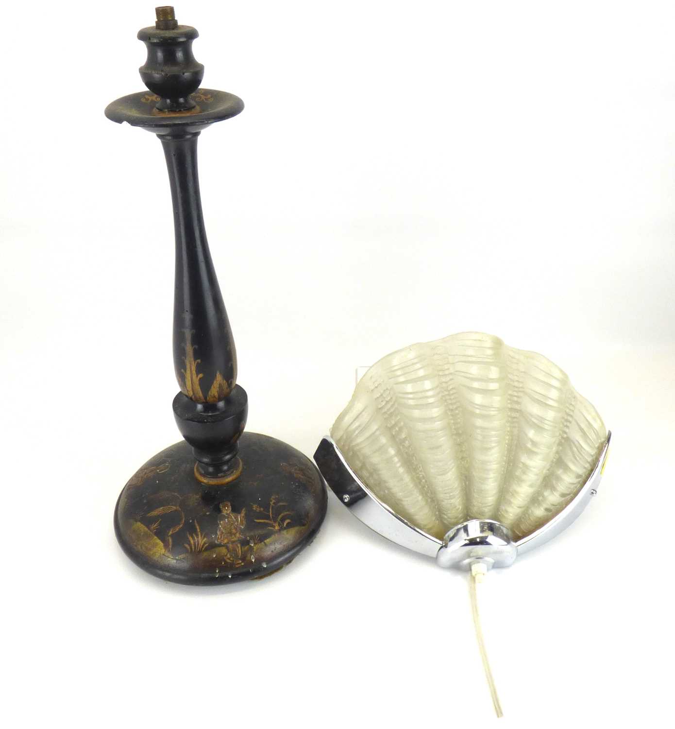 An Art Deco wall lamp with frosted glass clam shade and chrome frame, height 20cm, length 27cm,