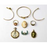 Various items of gold and gold-coloured jewellery, to include a buckle ring (missing detail), an