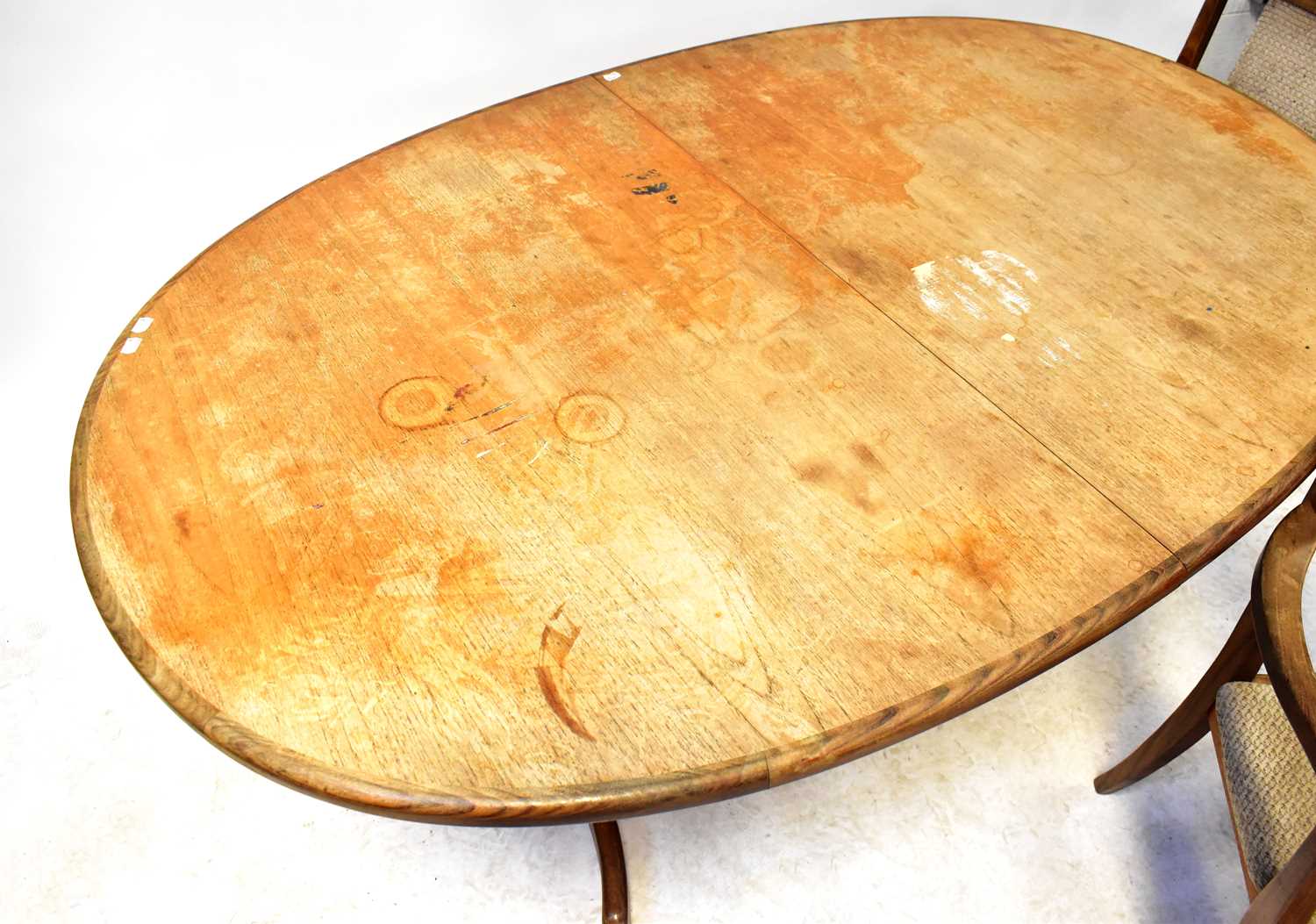 G-PLAN; a 1960s teak extending oval dining table with single fold-out leaf, unextended 73 x 163 x - Image 2 of 2