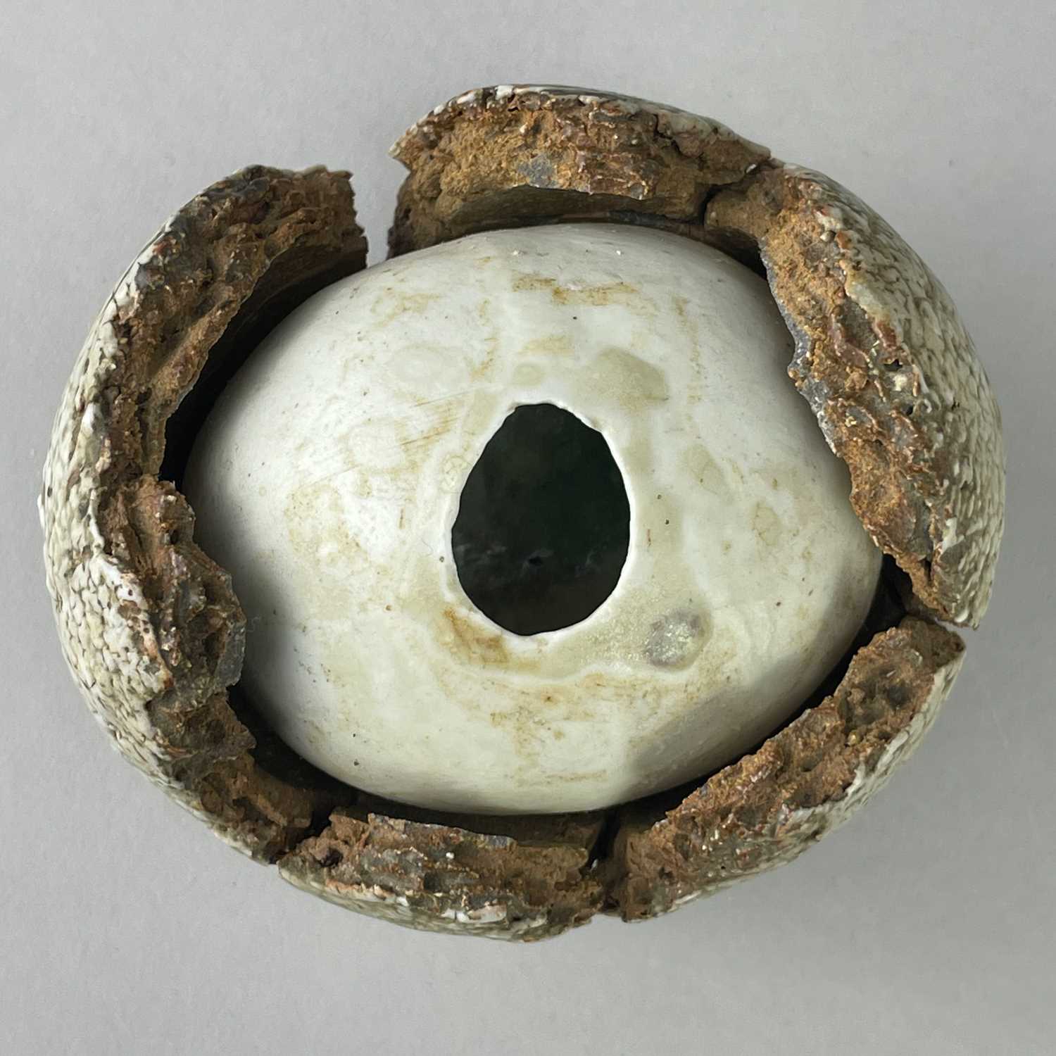 † ALAN WALLWORK (1931-2019); a stoneware and porcelain seed pod form, incised AW mark, diameter 10. - Image 3 of 4