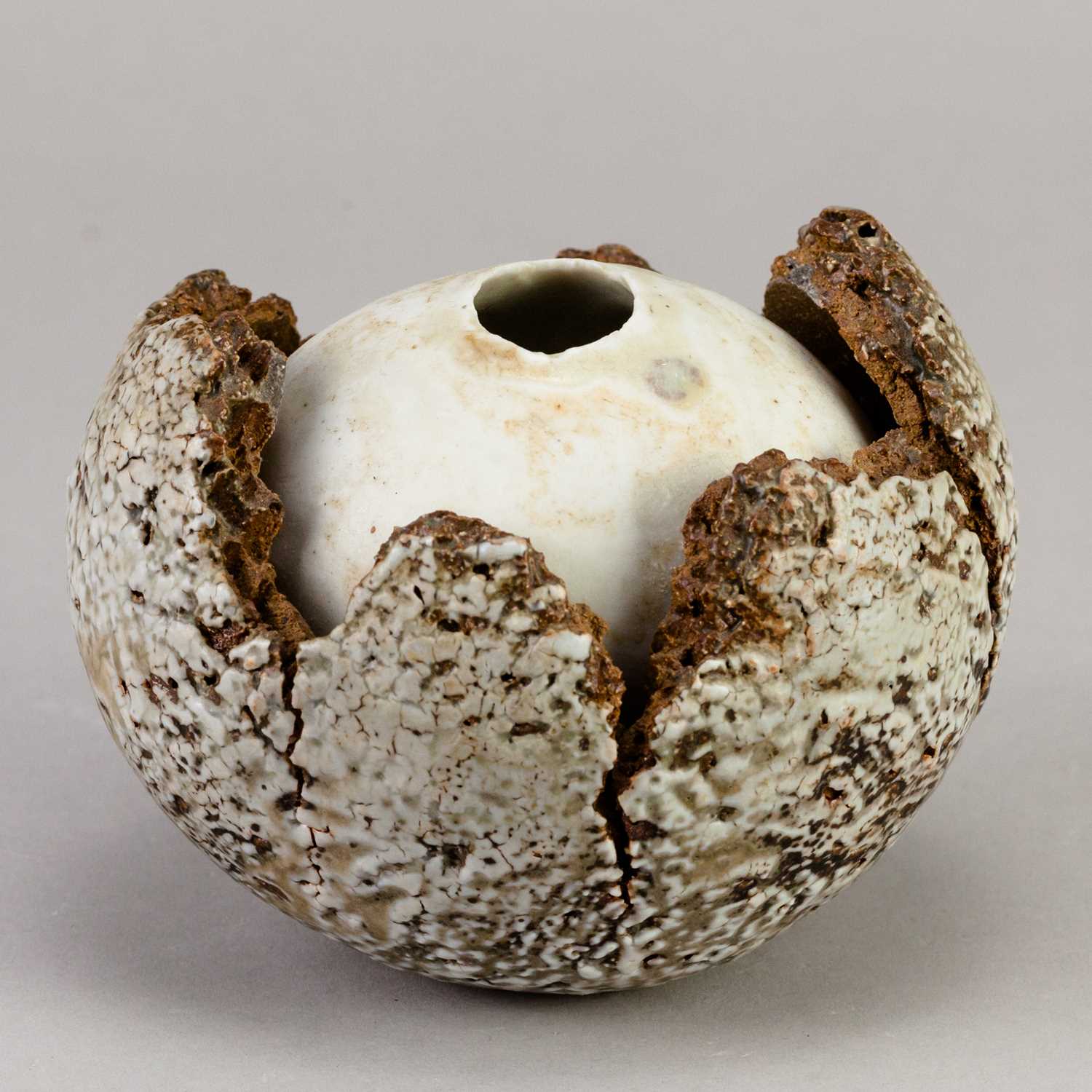 † ALAN WALLWORK (1931-2019); a stoneware and porcelain seed pod form, incised AW mark, diameter 10. - Image 2 of 4