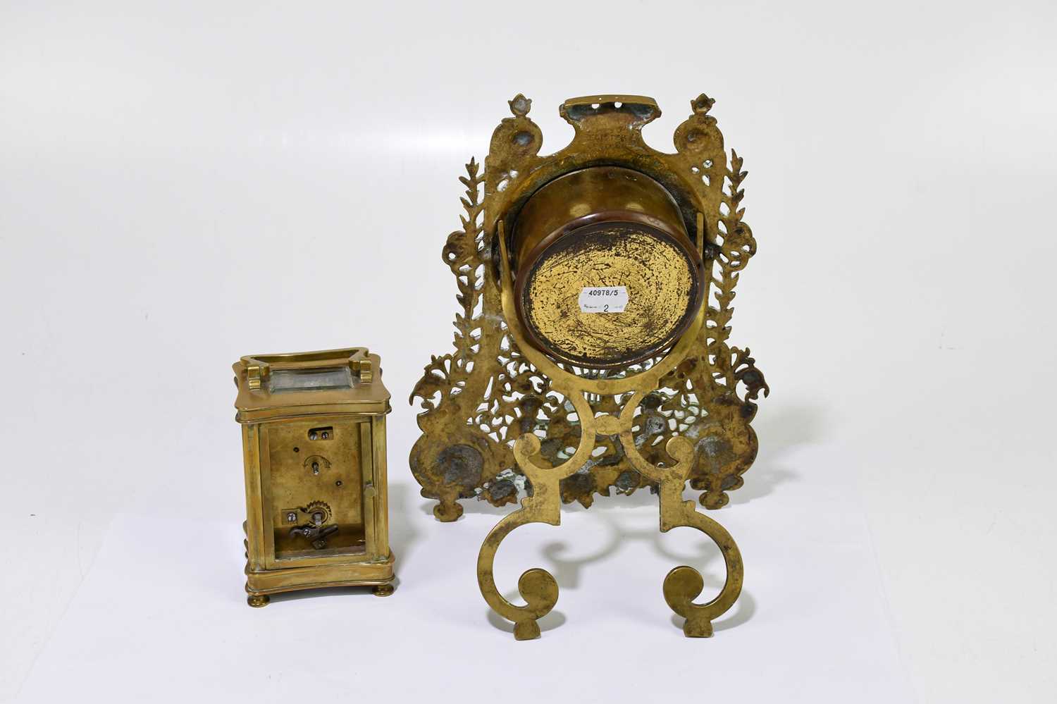 A late 19th /early 20th century brass easel back mantel clock with carved and pierced decoration - Image 2 of 3