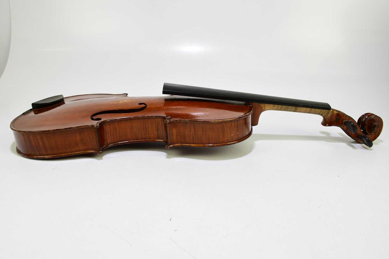 A full size French viola with two-piece back, length 40.5cm, cased with a bow. Condition Report: - Image 4 of 9