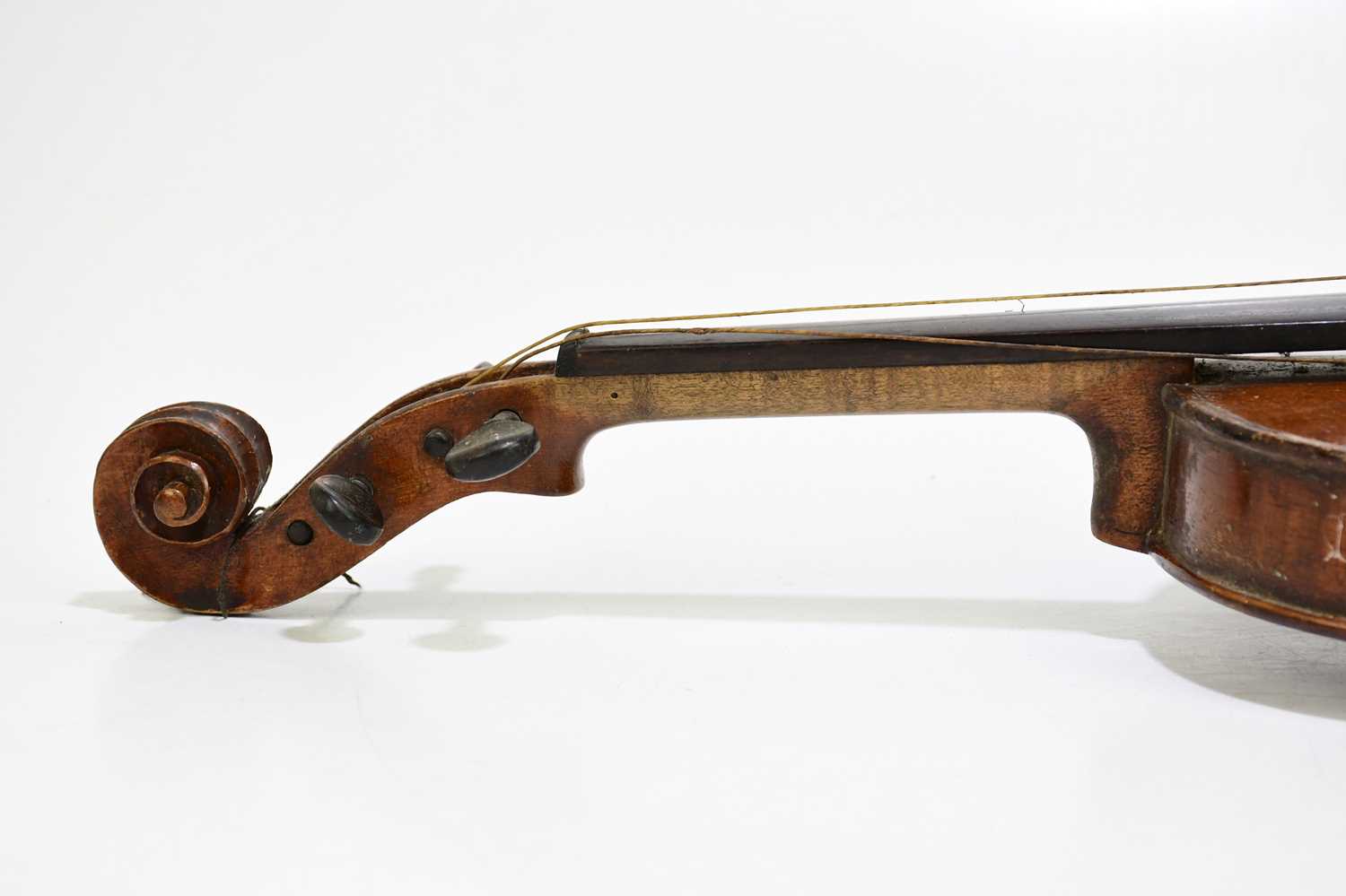 A three quarter size Maidstone violin, with bow. - Image 3 of 5