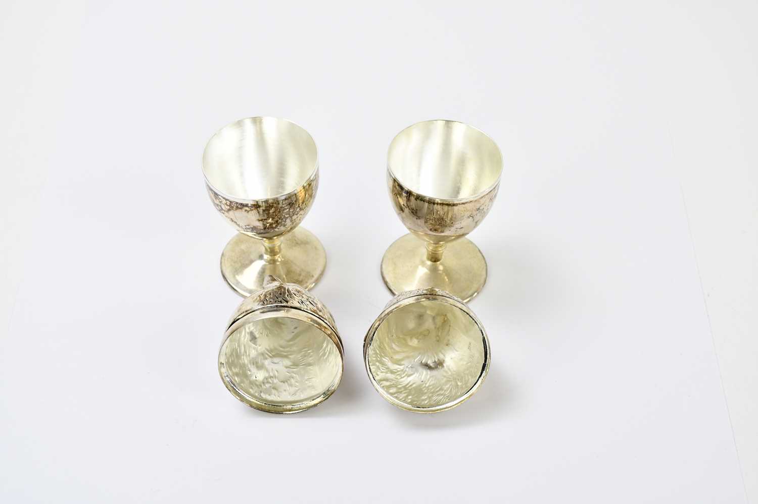 A pair of contemporary novelty silver plated egg cups and covers, modelled as chicks, height 11. - Image 5 of 5