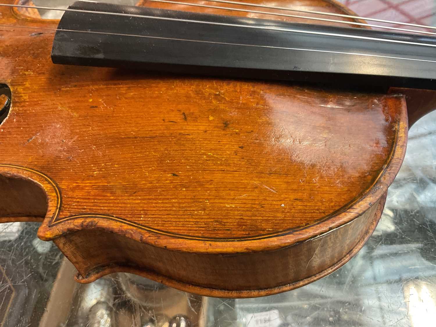 A full size violin, probably French, with one-piece back, length 35.5cm, unlabelled.Condition - Image 10 of 15