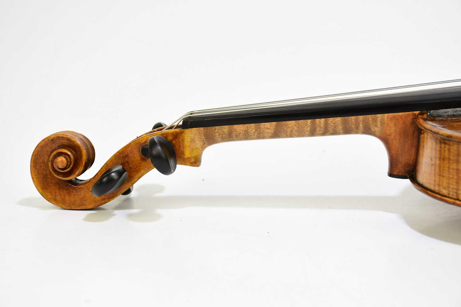 A full size violin, probably French, with one-piece back, length 35.5cm, unlabelled.Condition - Image 3 of 15