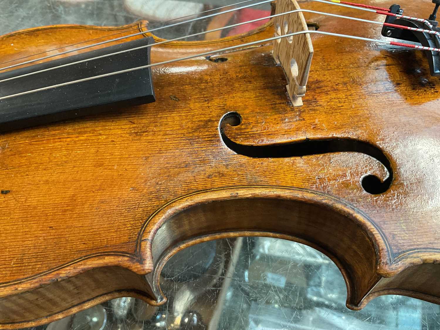 A full size violin, probably French, with one-piece back, length 35.5cm, unlabelled.Condition - Image 13 of 15