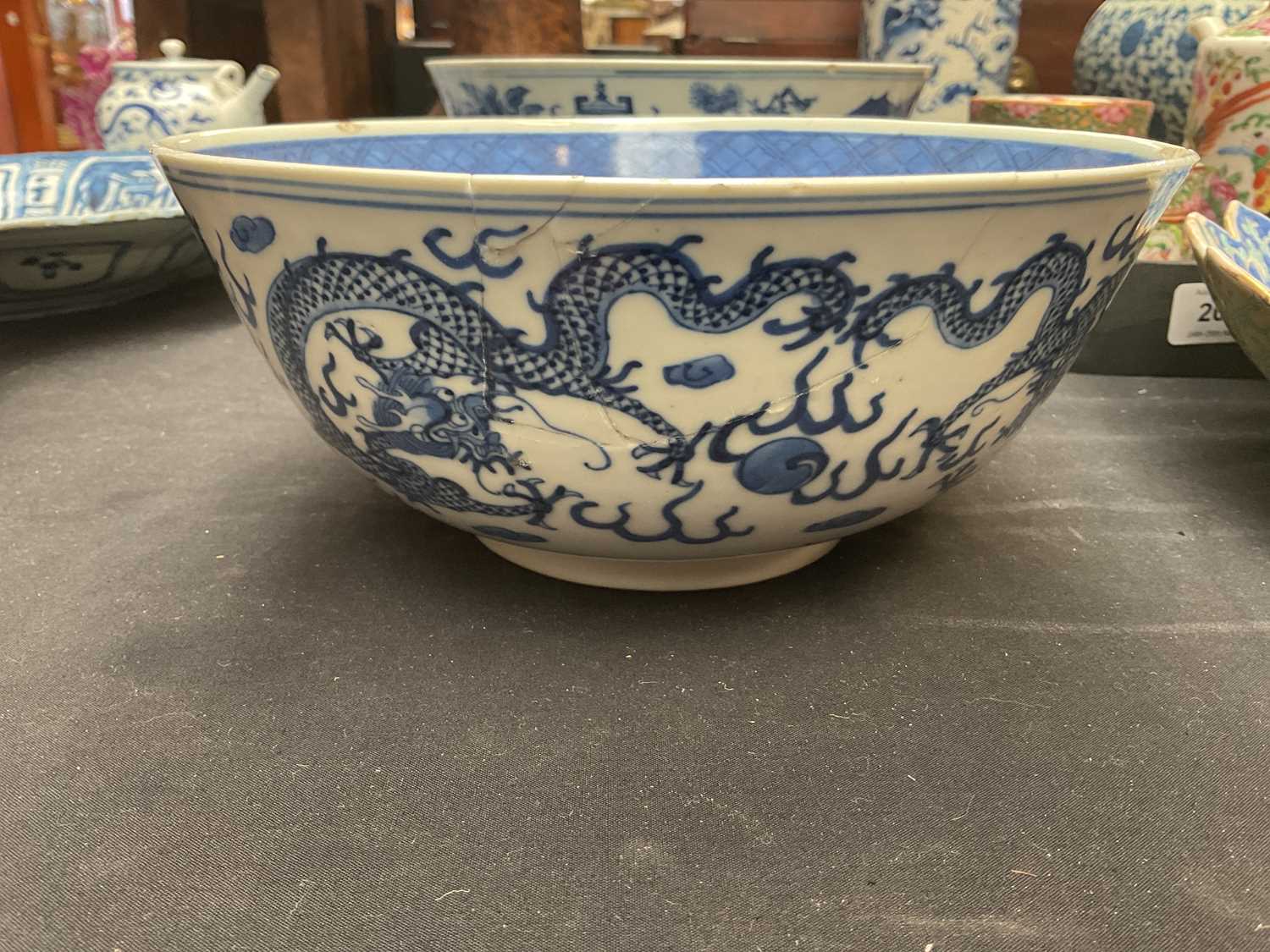 Two 19th century Chinese blue and white porcelain footed bowls comprising an example decorated - Image 13 of 17