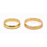 Two 14ct yellow gold wedding bands, combined weight 4.9g (2)