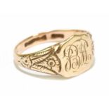 A 9ct gold signet ring, 3.4g.