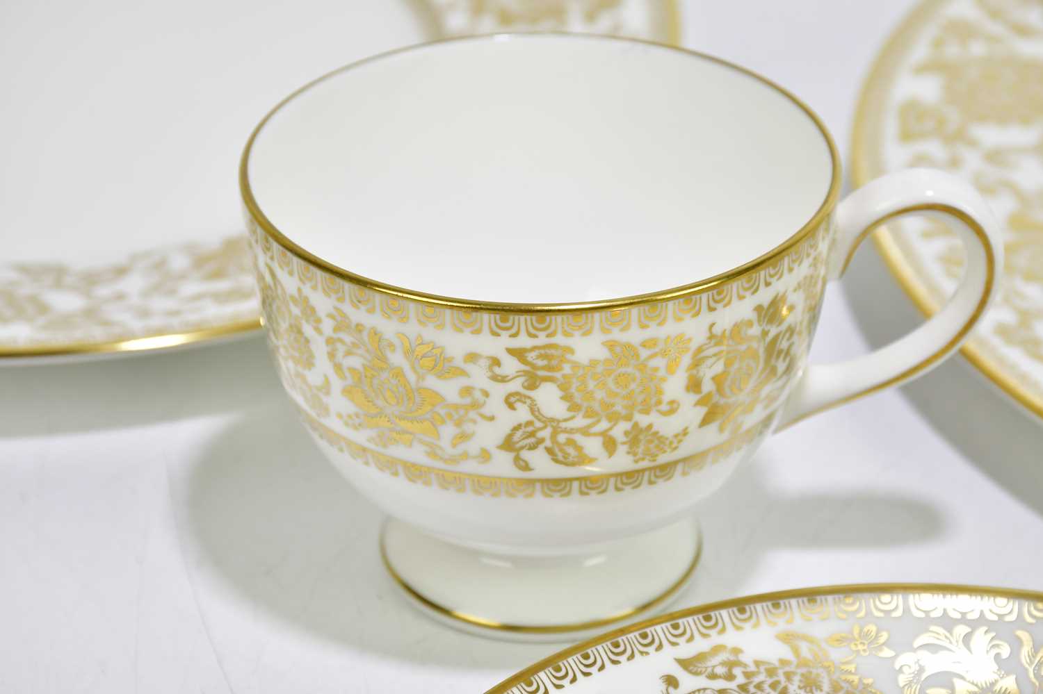 WEDGWOOD; a 'Gold Damask' pattern part dinner service comprising five dinner plates, five dessert - Image 4 of 7