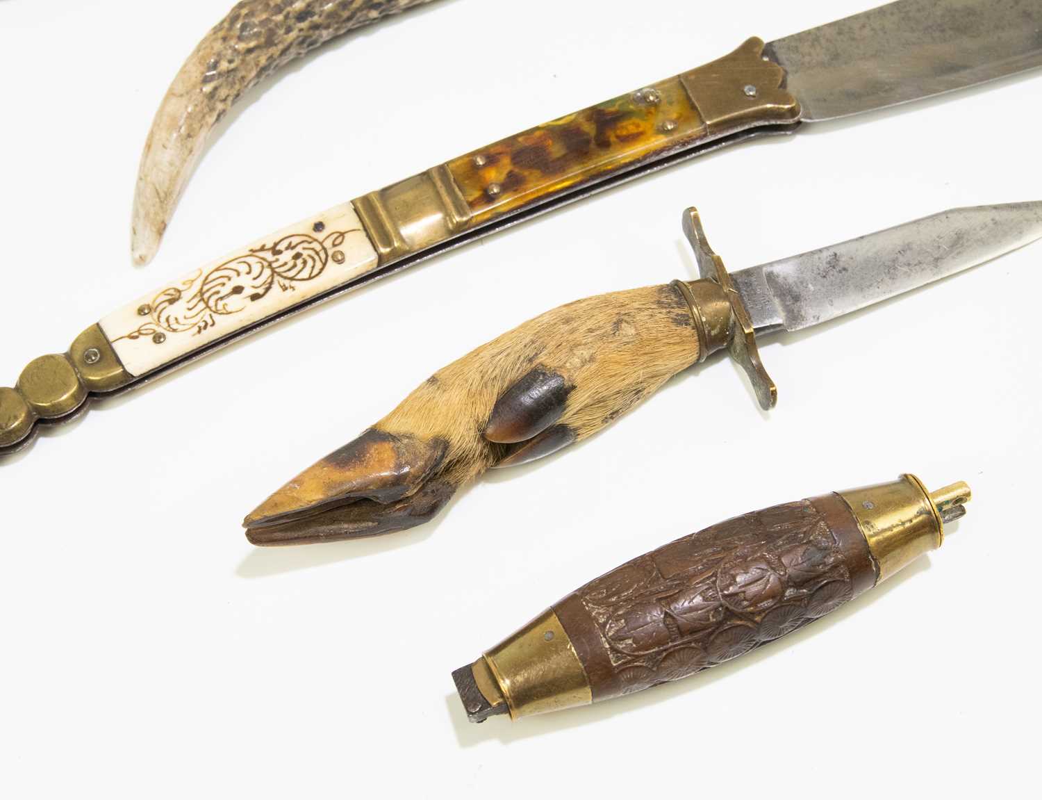 Five knives comprising a folding example with carved handle, a further example with a deer slot - Image 2 of 5