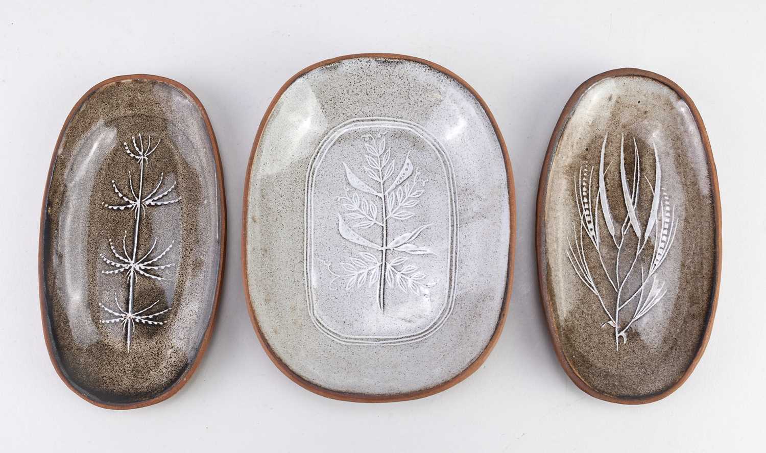 † DAVID LEACH (1911-2005) for Lowerdown Pottery; three small oval tin glazed earthenware trays - Image 2 of 5