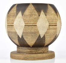 AVRIL BENNETT FOR TROIKA POTTERY; a globe vase decorated with stylised diamonds on a brown/black
