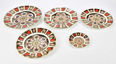 ROYAL CROWN DERBY; four plates in the 1128 pattern to include a octagonal example, an example with a