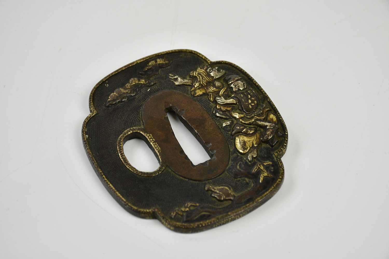 A Japanese bronze tsuba with gilt highlights, approx 7 x 6cm. - Image 2 of 4