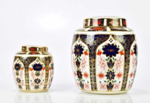 ROYAL CROWN DERBY; a large ginger jar and cover in the 1128 pattern, height 18cm, and a similar