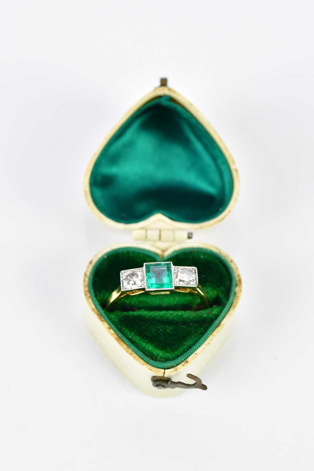An 18ct yellow gold white metal tipped emerald and diamond Art Deco design ring with central - Image 5 of 8