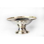 An Elizabeth II hallmarked silver bowl to circular spreading base with rope trim, London 1977,