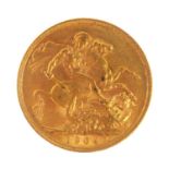 An Edward VII 1904 sovereign, George & Dragon, London Mint.