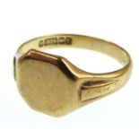 A 9ct rose gold signet ring with blank table, size U, approx. 4g.