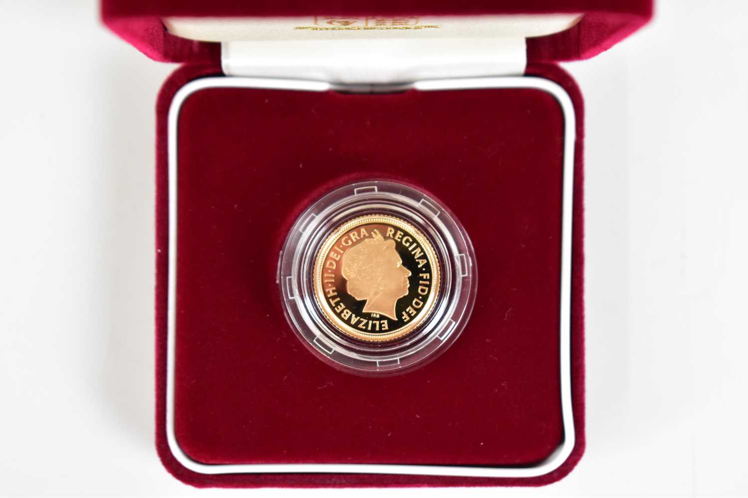 ROYAL MINT; the 2004 United Kingdom Proof Half Sovereign, no.3939/10000, encapsulated, in - Image 2 of 4