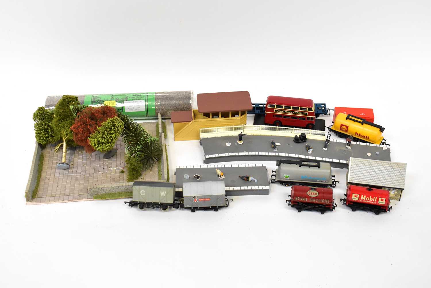 HORNBY; a quantity of OO gauge rolling stock to include Mobil, Shell and Esso oil tankers, BP