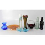 A quantity of early 20th century and later glassware to include a quantity of carnival glass, a bowl