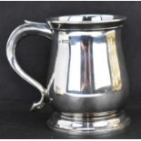 A George VI hallmarked silver mug, height 11.5cm, Adie Bros Ltd, Birmingham 1946, approx. 10.3ozt.