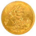 An Edward VII 1904 half sovereign, George & Dragon, London Mint.