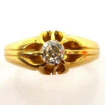 An 18ct gold gentlemen's solitaire ring, claw set stone approx. 0.25ct, size P, approx. 4.1g.