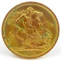 An Elizabeth II sovereign, 1974, George and Dragon, London Mint. Condition Report: - Approx. 7.99g.