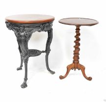 A Georgian-style circular tea table on barleytwist supports, with cabriole legs, height 71cm,