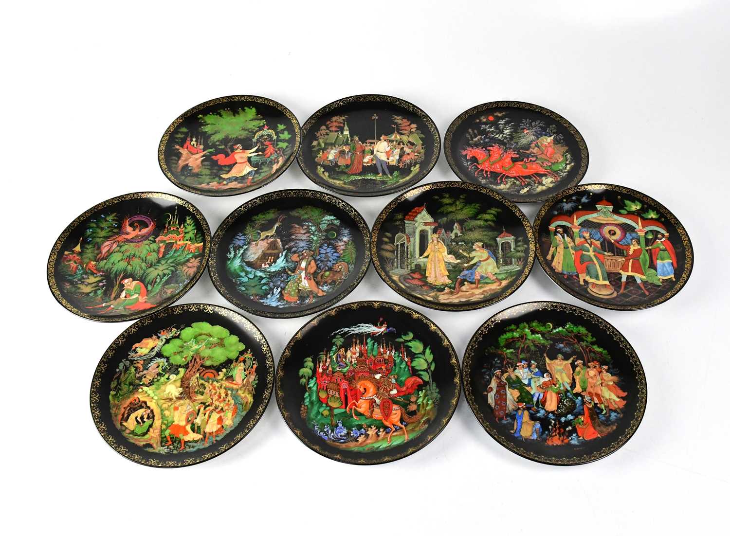 BRADFORD EXCHANGE; nineteen Russian collectors' plates dated 1989. - Image 2 of 2
