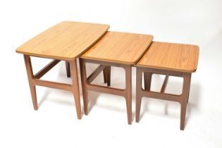 SCHREIBER; a 1970s nest of three tables, the largest 51 x 70 x 48cm.