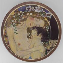 GOEBEL, ARTIS ORBIS; a limited edition Gustav Klimt large wall plate, no.352/1000, diameter 32cm.