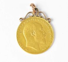 An Edward VII double sovereign, 1902, on yellow metal pendant mount. Condition Report: Approx. 17g.