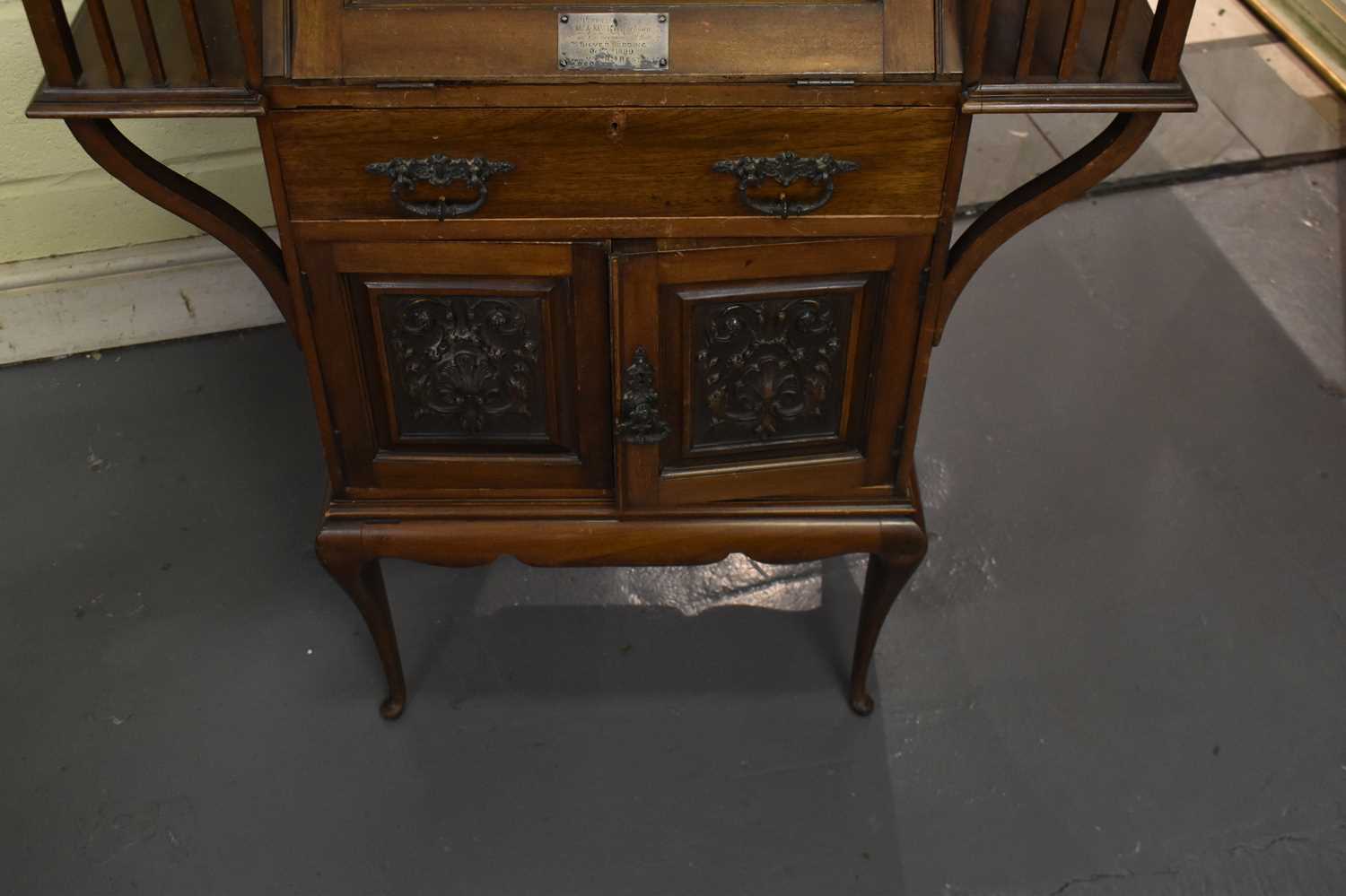 A late Victorian mahogany bureau of small size, with bevelled mirror inset to the back above fall - Image 2 of 4