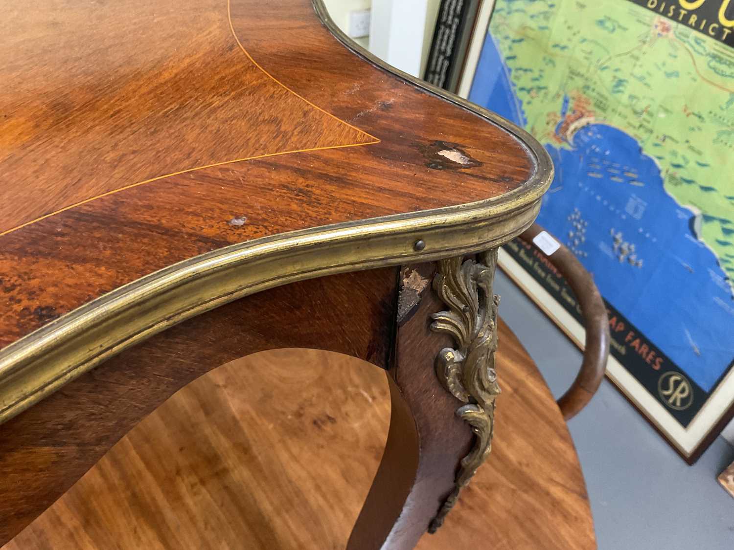 A late 19th century French kingwood and inlaid occasional table with serpentine shaped top, gilt - Image 4 of 8