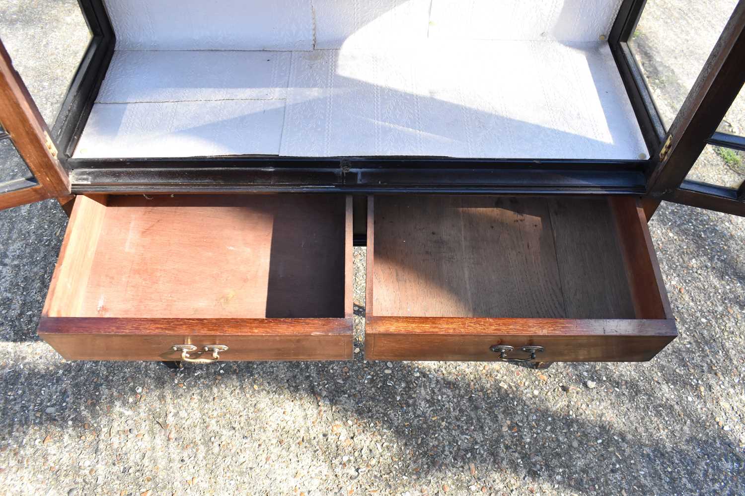 An Edwardian mahogany and inlaid display cabinet with two astragal glazed doors above two drawers, - Image 3 of 4