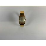 An 18ct yellow gold Universal Geneve wristwatch, approx 40g.