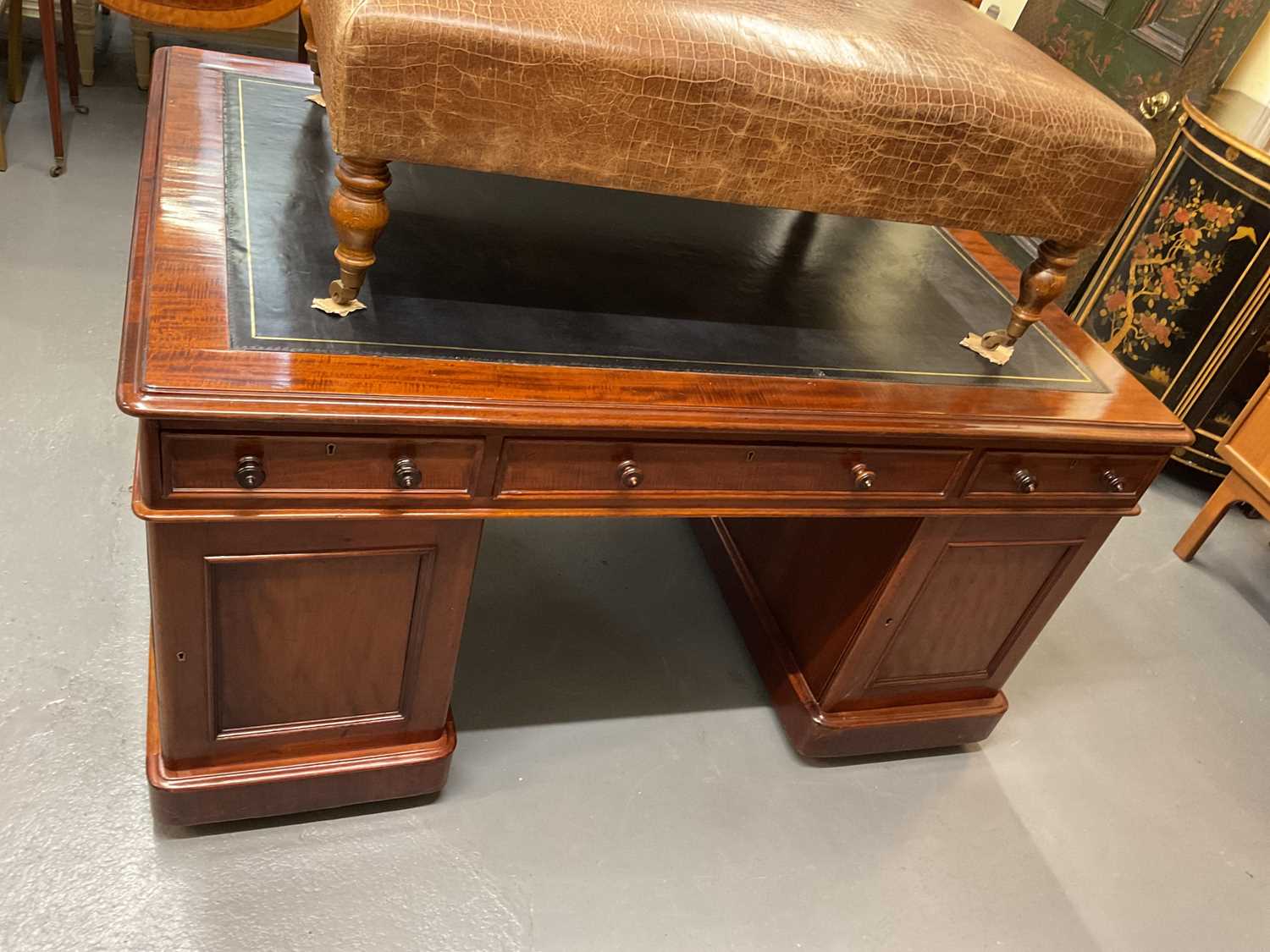 A good Victorian mahogany partner's desk of typical form, the primary side fitted with nine drawers, - Image 7 of 8